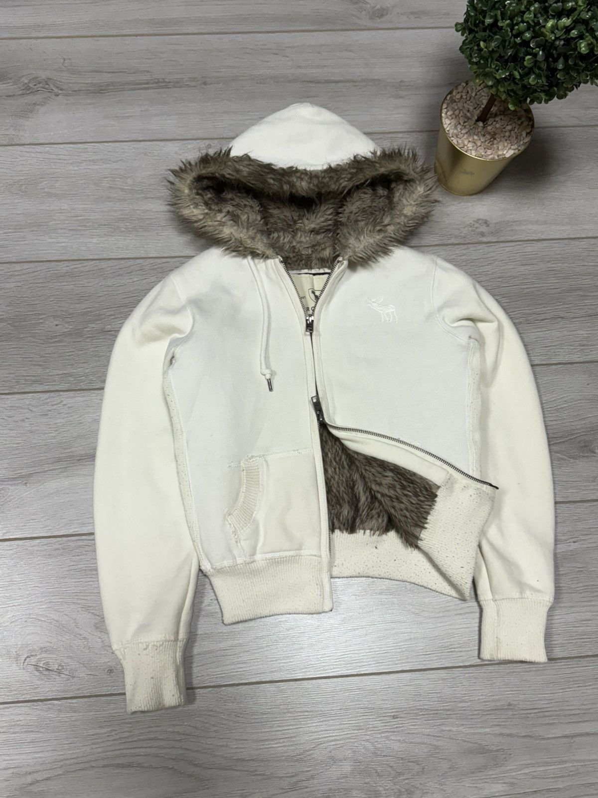 Abercrombie & Fitch Abercrombie & Fitch fur hoodie zip deer Size M / US 6-8 / IT 42-44 - 2 Thumbnail
