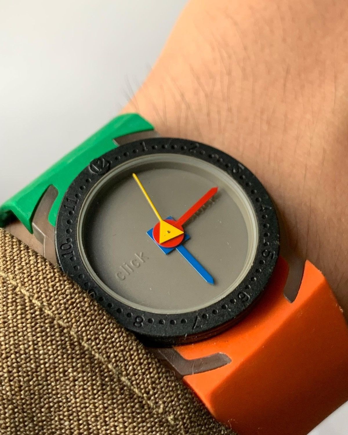 Vintage 1992 VERNER PANTON CLICK CLOCK WATCH Size ONE SIZE - 7 Thumbnail