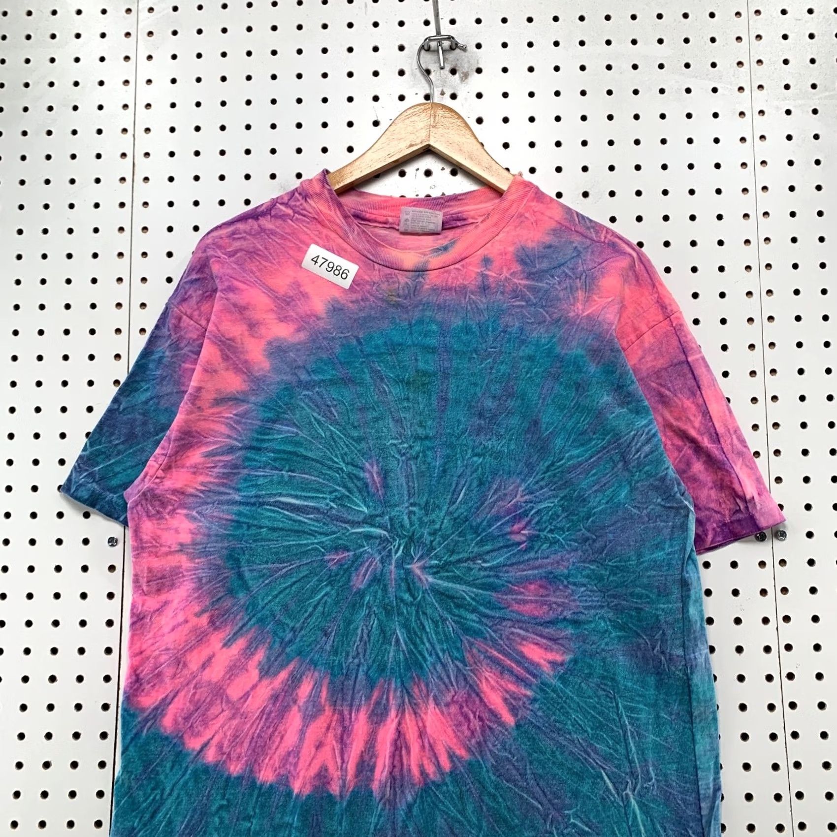 Hanes VINTAGE Hanes Shirt Mens XL Pink Blue Tie Dye Hippie 80s Swirl Made USA Size US XL / EU 56 / 4 - 4 Thumbnail