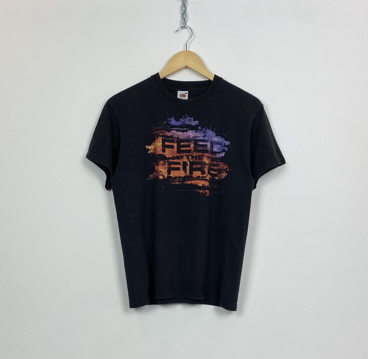 Band Tees Pendulum Feed The Fire Summer Festivals 2011 T-shirt Size M Size US M / EU 48-50 / 2 - 1 Thumbnail