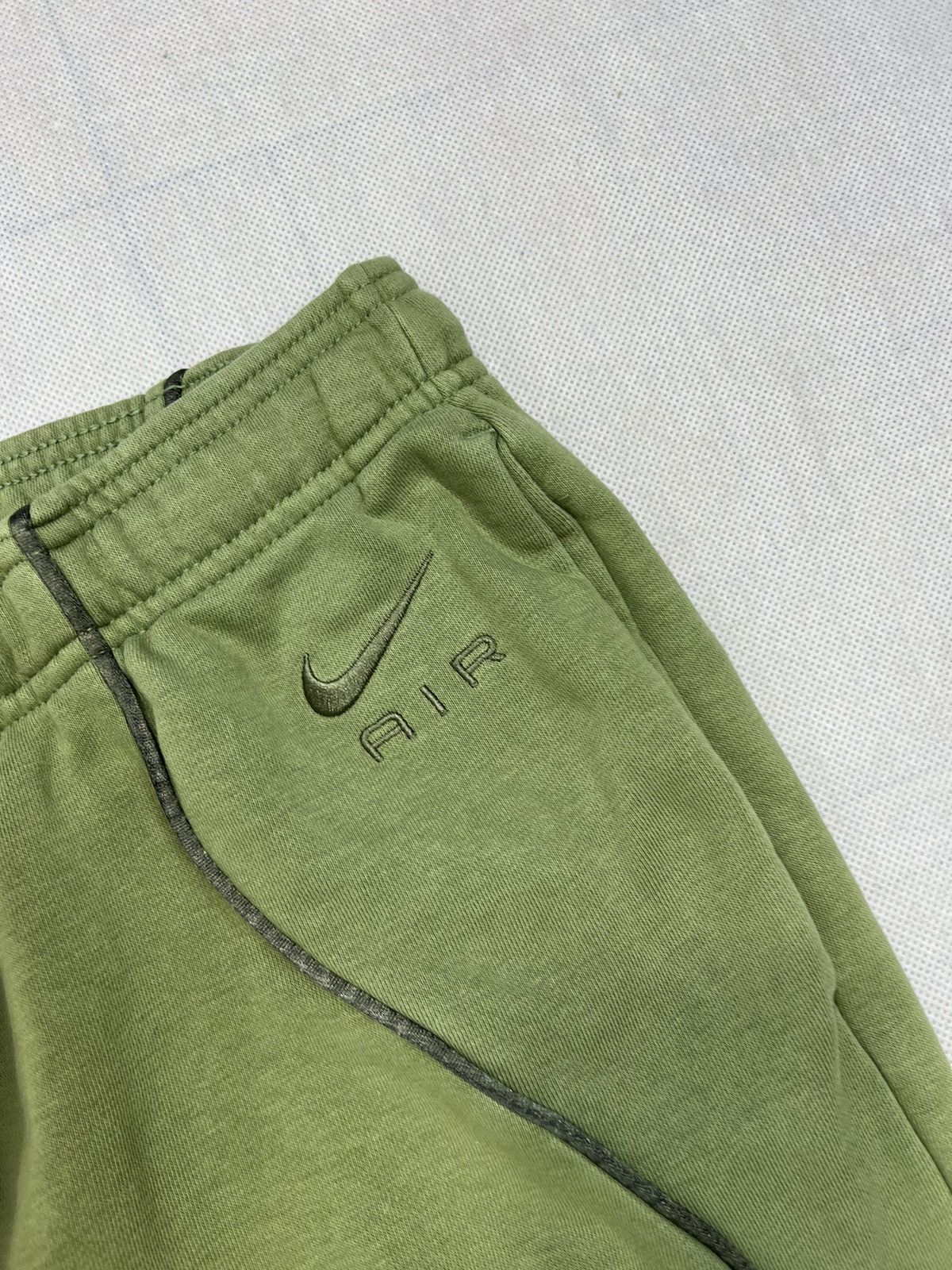 Nike Pants Nike Air great color Size 27" / US 4 / IT 40 - 2 Thumbnail