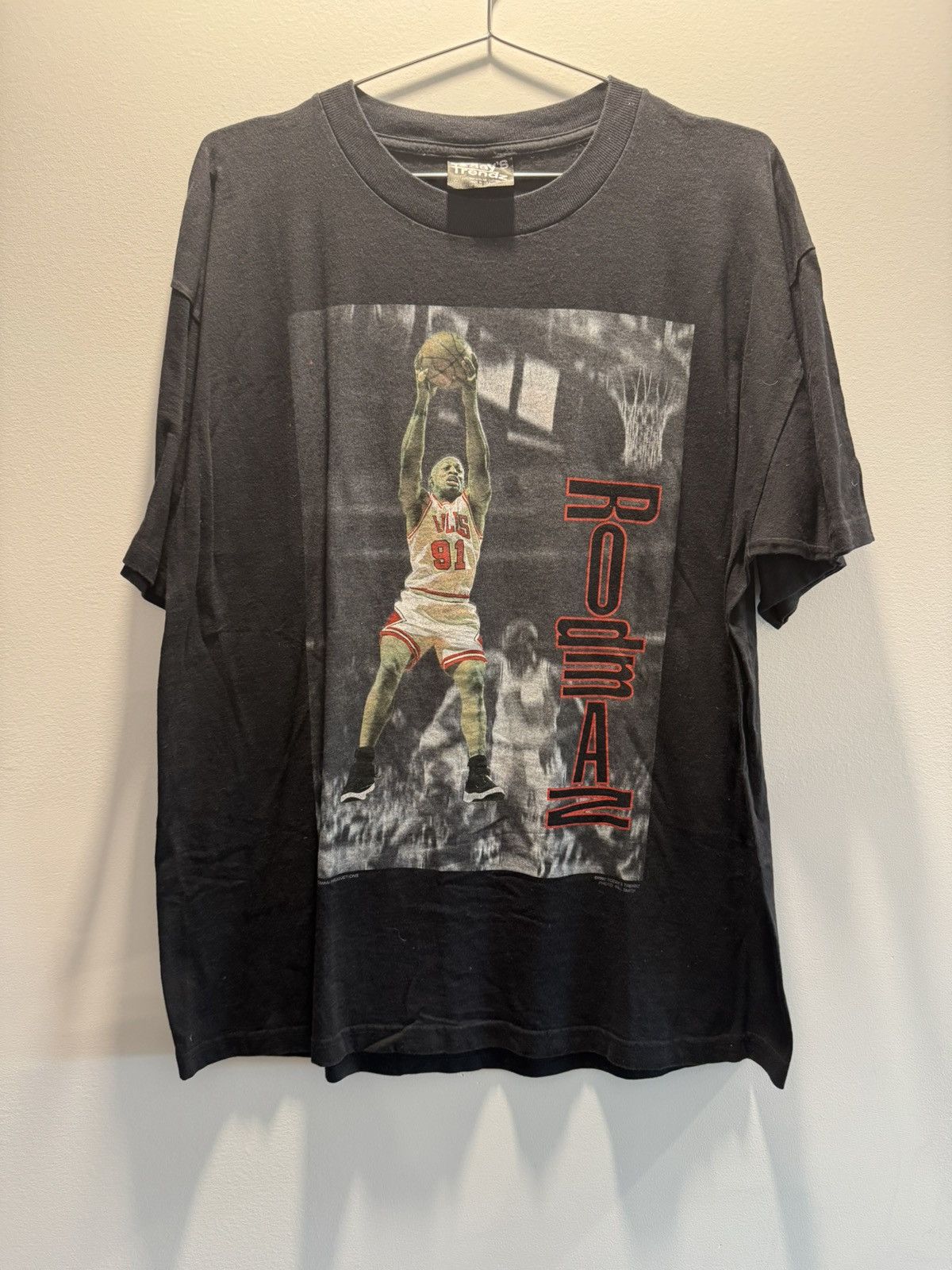 Vintage Dennis Rodman Career Stats Tee Size US XL / EU 56 / 4 - 1 Thumbnail