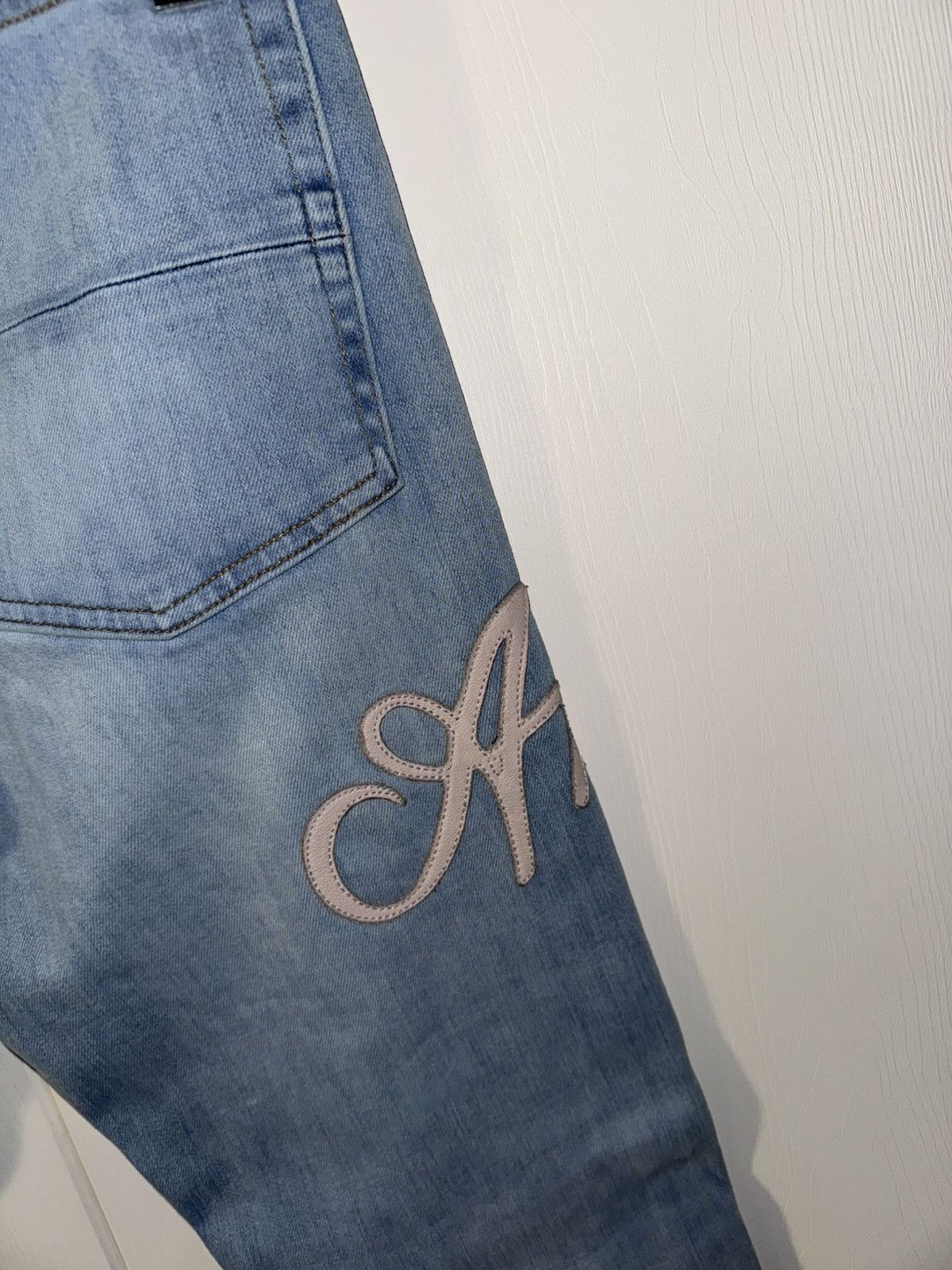 Amiri AMIRI SCRIPT LOGO BLUE JEANS Size US 34 / EU 50 - 11 Thumbnail