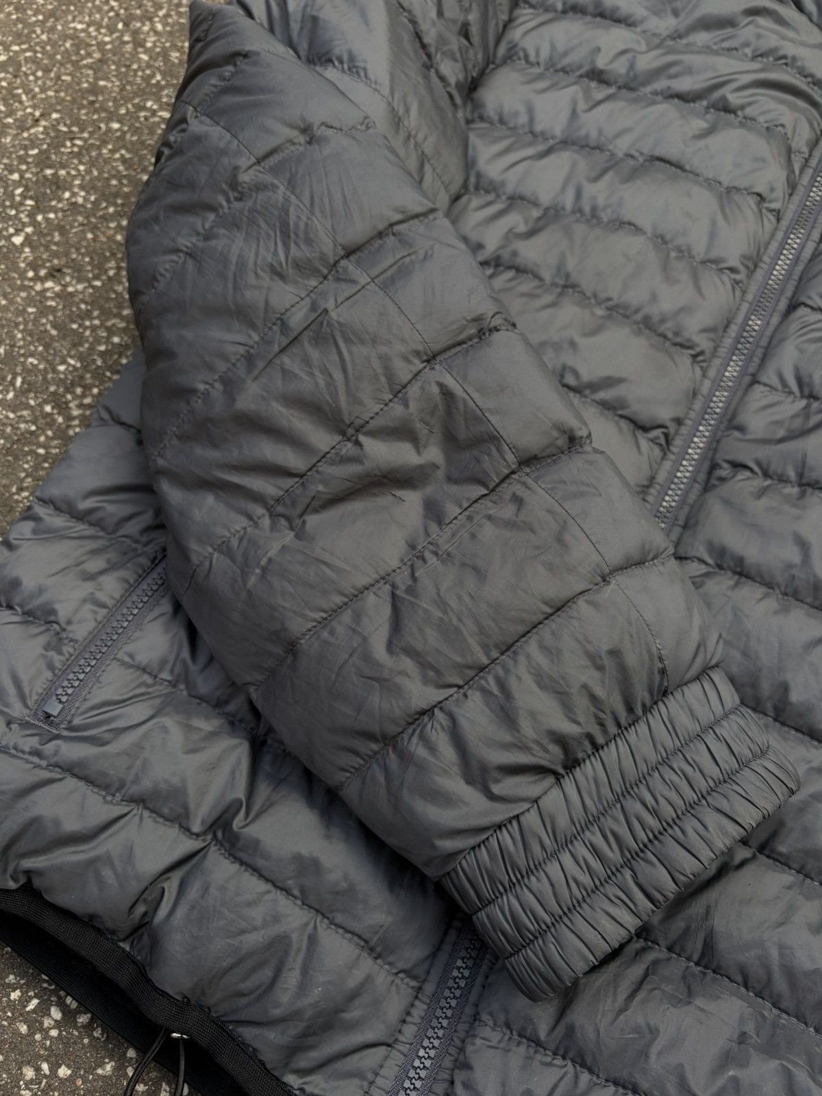 Prada Prada Micro Puffer Jacket – Grey (Size 52 / fits M) Size US L / EU 52-54 / 3 - 5 Thumbnail