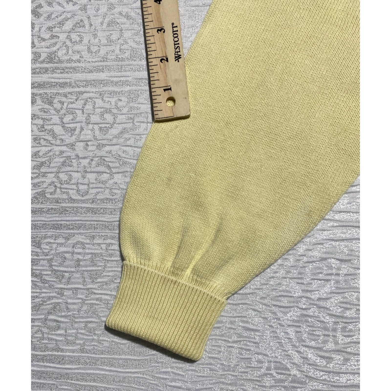Titleist VINTAGE Titleist Sweater Mens L Yellow V-Neck 90s Golf Made USA Cotton Pullover Knit Shirt Size US L / EU 52-54 / 3 - 4 Thumbnail