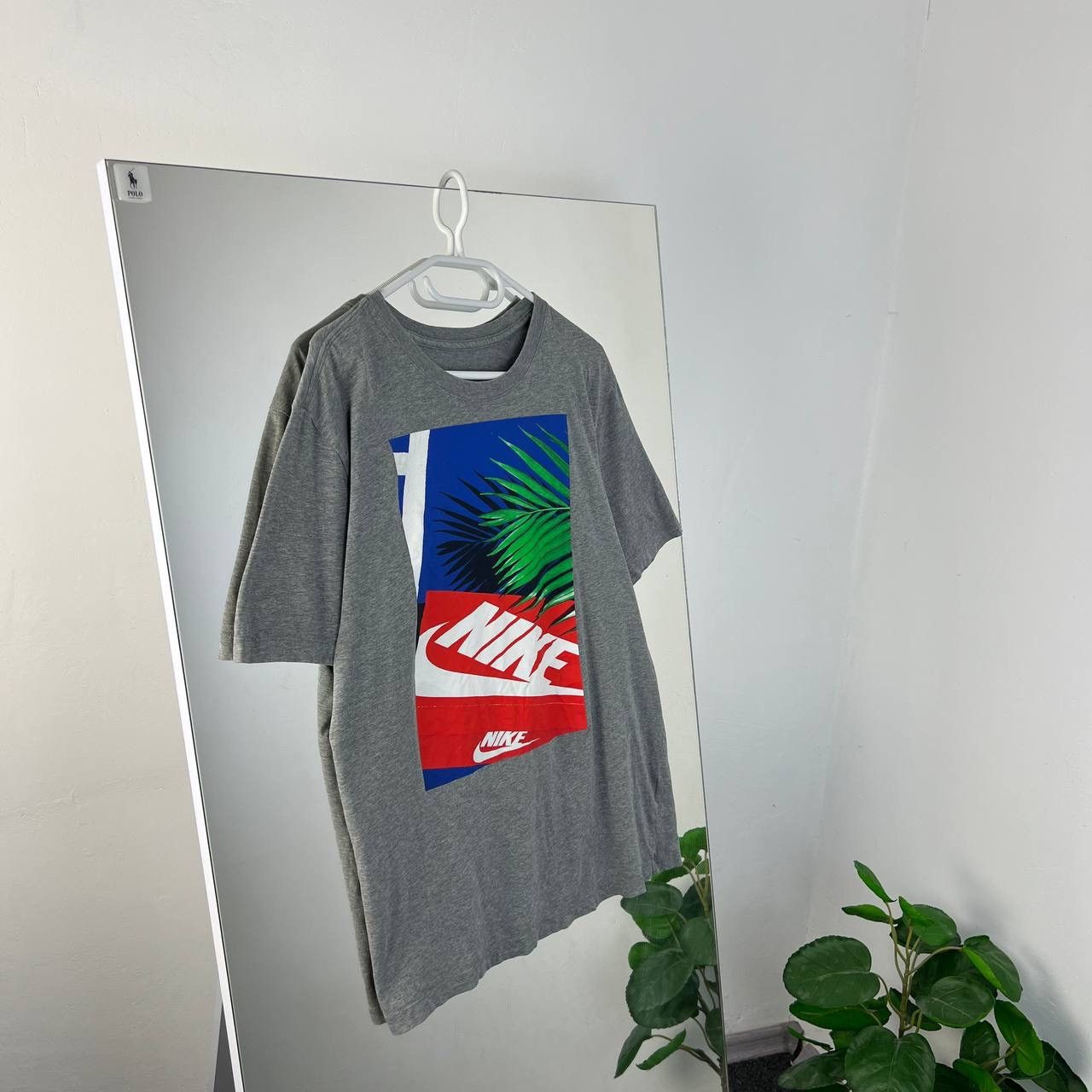 Nike Vintage Y2K Nike Box Big Logo T-Shirt Streetwear Style Size US L / EU 52-54 / 3 - 1 Thumbnail