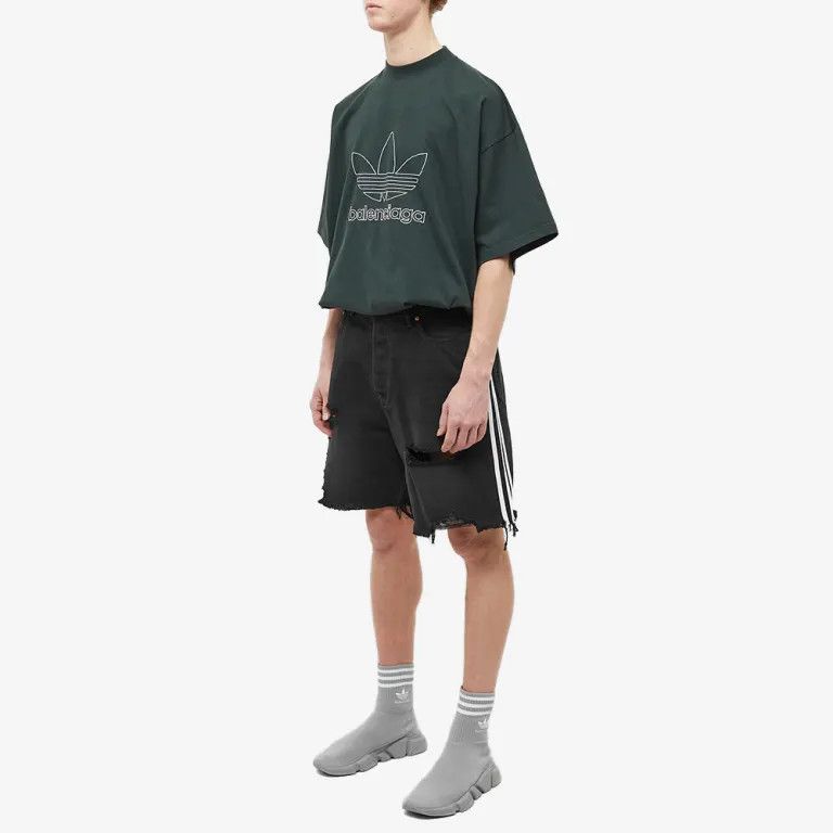 Balenciaga o1s1wg110824 Baggy Shorts in Matte Black Size US 28 / EU 44 - 4 Thumbnail