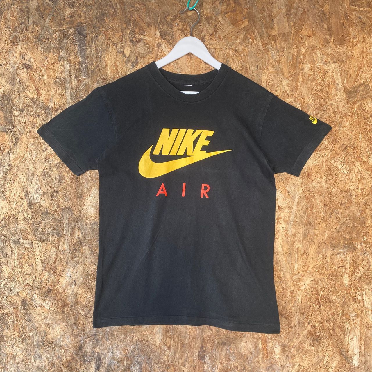 Nike Vintage 90s Nike Air Tshirt Size US M / EU 48-50 / 2 - 1 Thumbnail