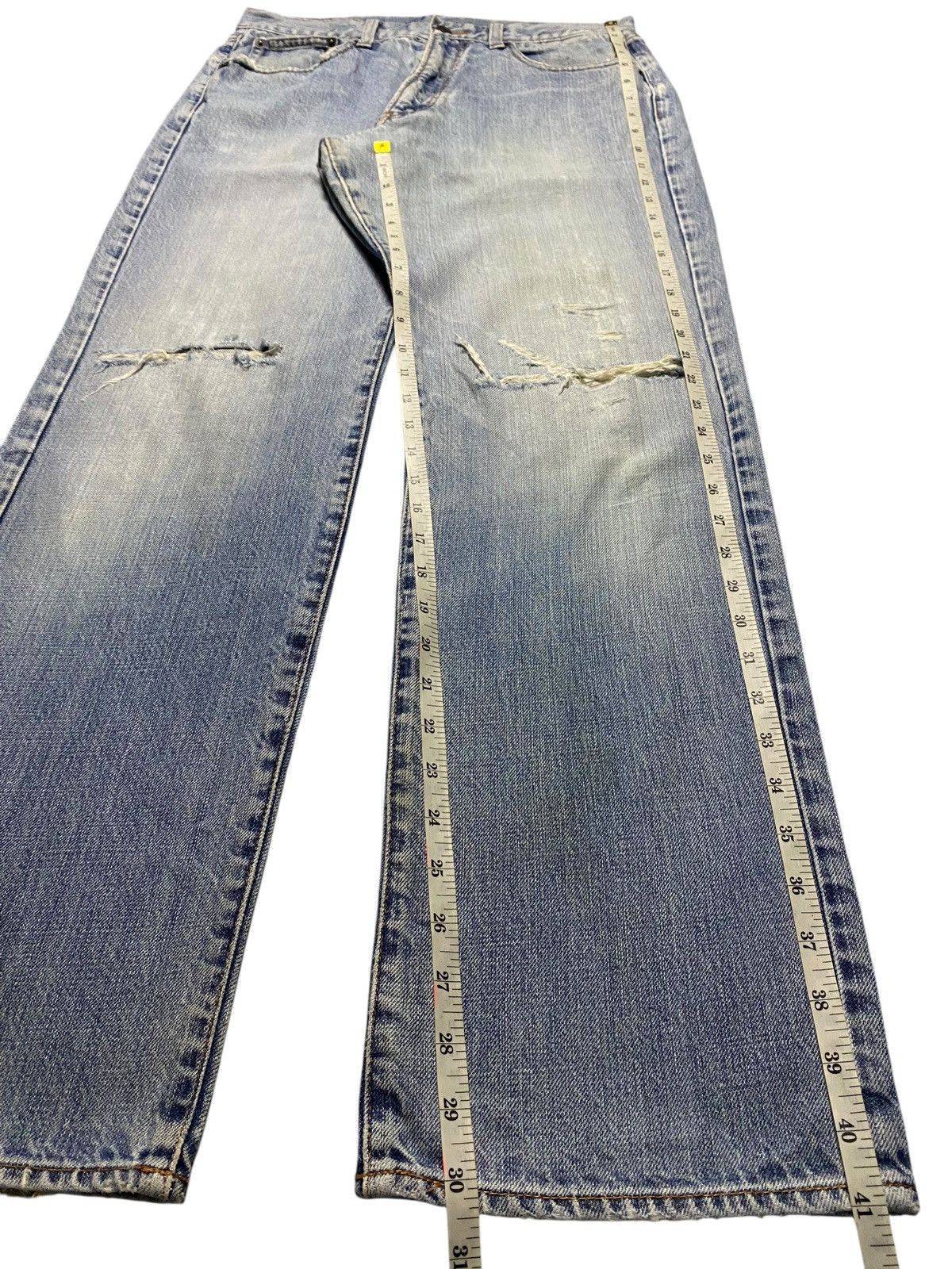 Japanese Brand Vintage Bobson Blue Faded Wash Distressed Loose Jeans Size US 31 - 13 Thumbnail