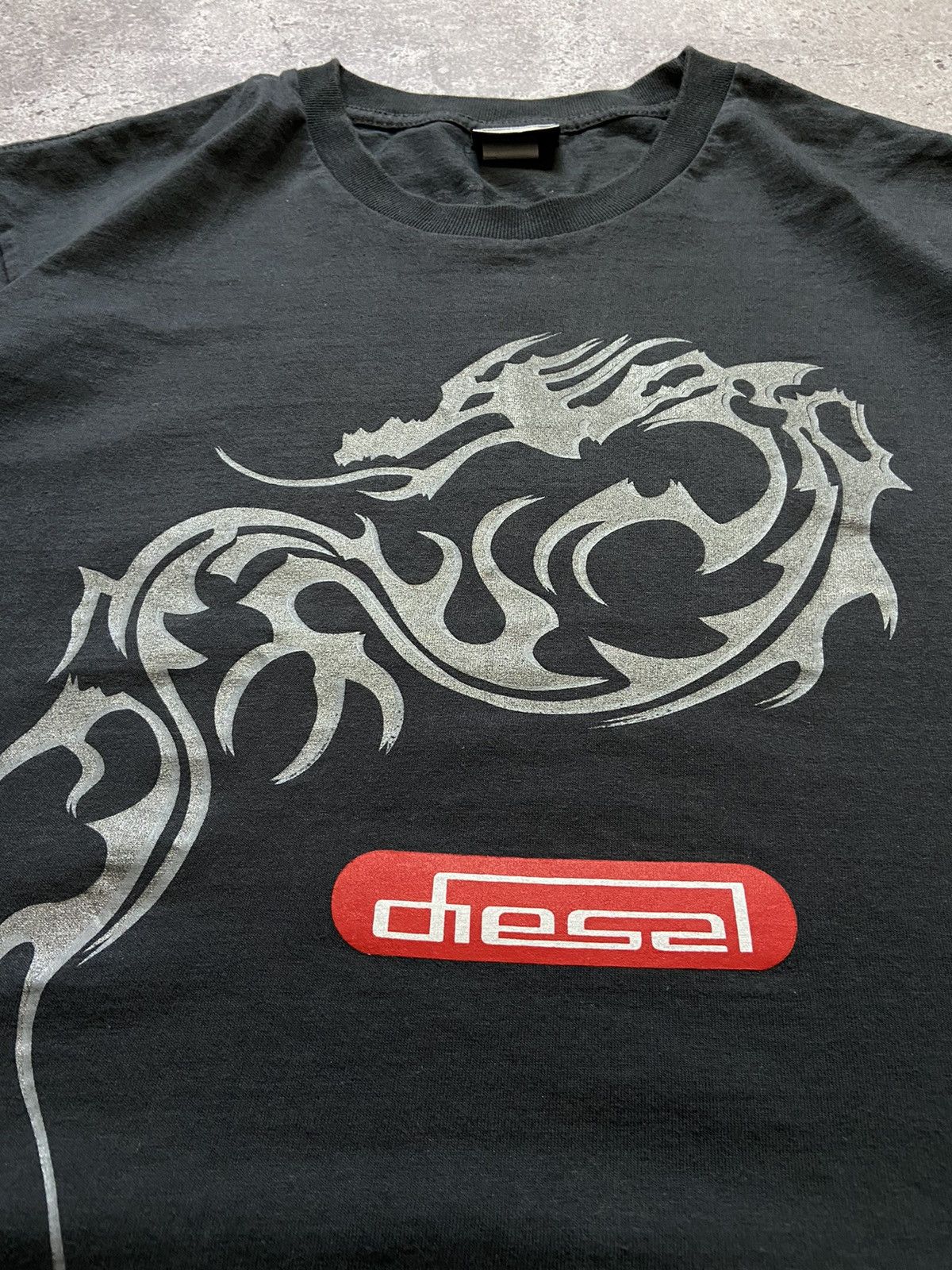 Diesel Vintage Tee Shirt Diesel Dragon Big Logo Avant Garde Y2K Size US XL / EU 56 / 4 - 2 Thumbnail