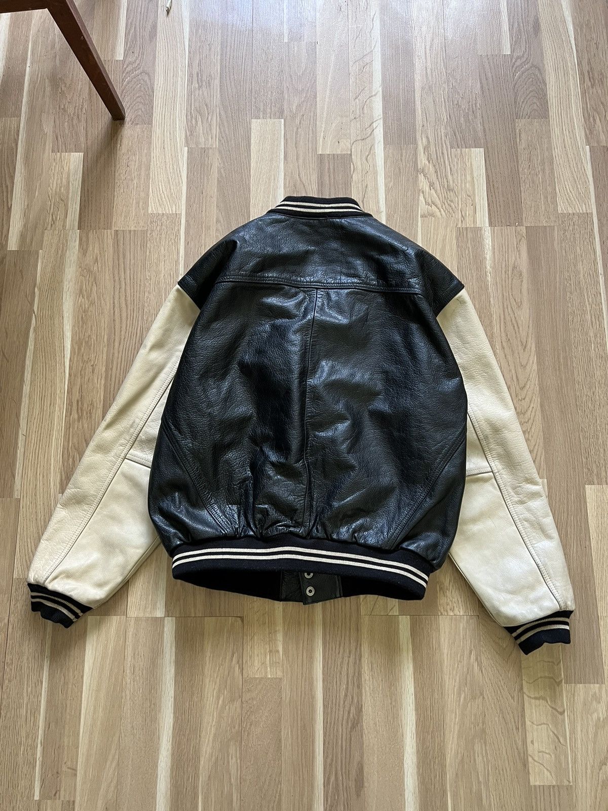 Vintage Vintage lucky strike leather bomber jacket baseball archive Size US L / EU 52-54 / 3 - 7 Thumbnail