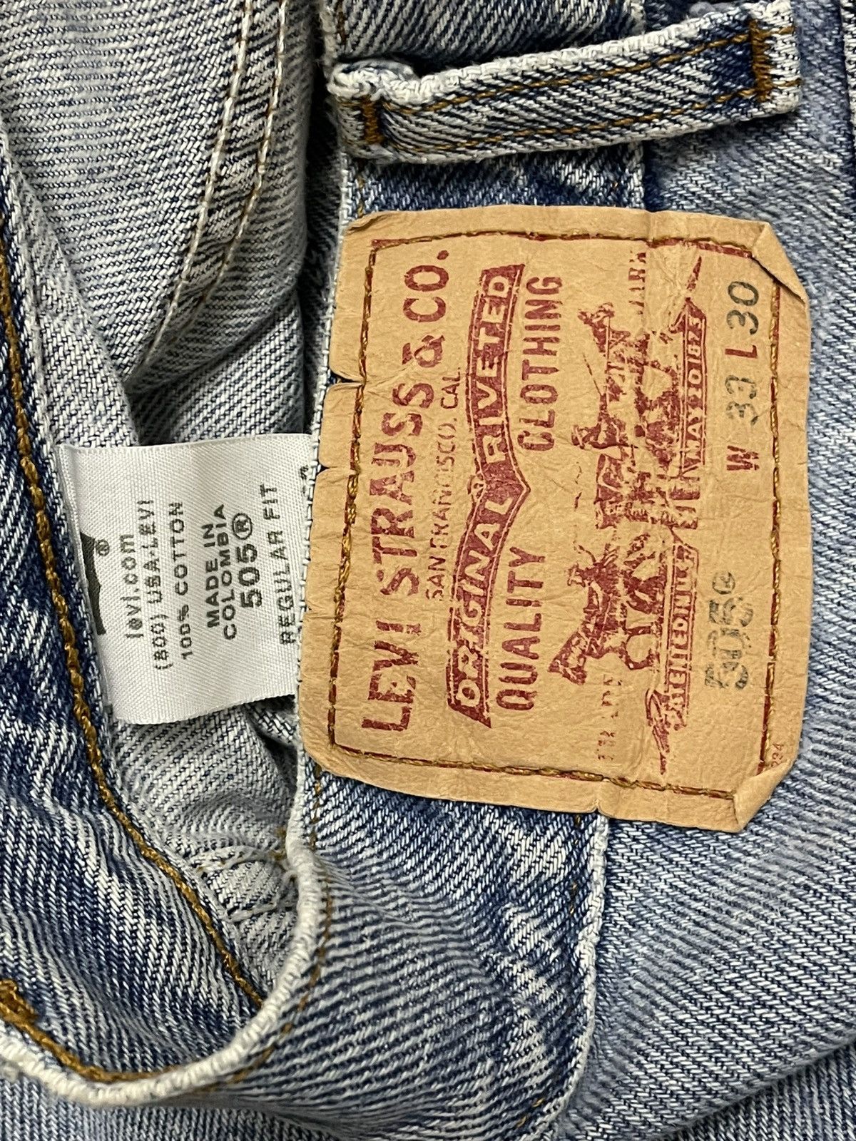 Levi's Vintage Clothing VINTAGE 505 LEVIS USA DESIGNER 90S BLUEWASHED RIPPED DENIM Size US 30 / EU 46 - 16 Thumbnail