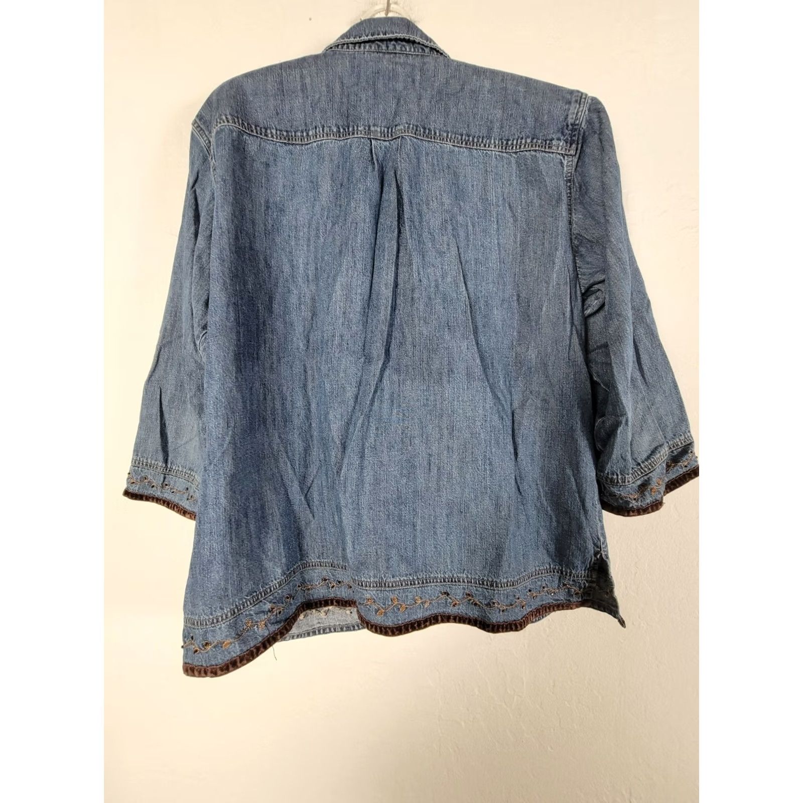 J. Jill J. Jill Womens Button Front Embroidered Beaded Chambray Blouse Blue Size Medium Size M / US 6-8 / IT 42-44 - 2 Thumbnail