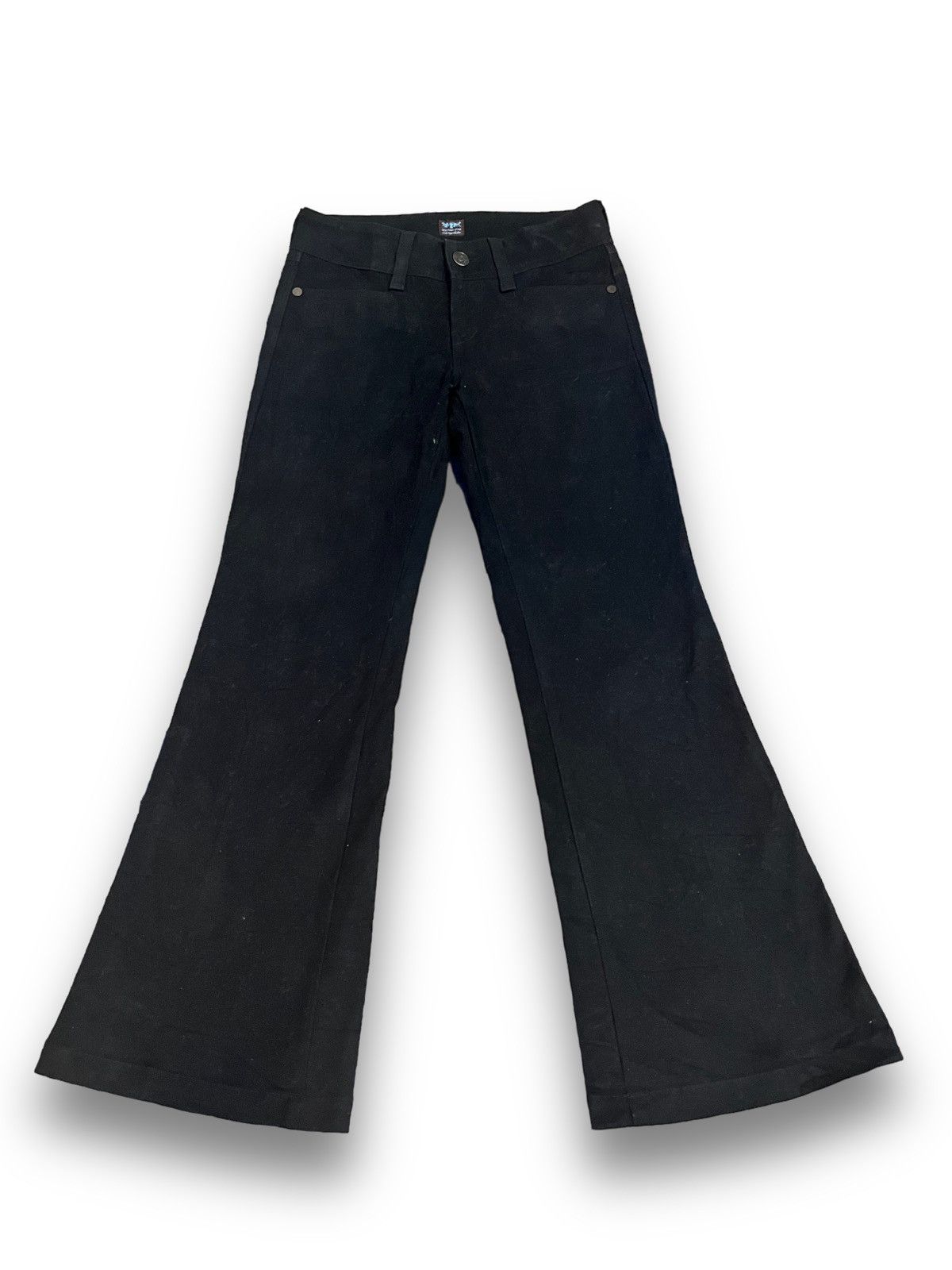 image of Sample Levis Lady Style Flare Angelite in Black, Women's (Size 30)