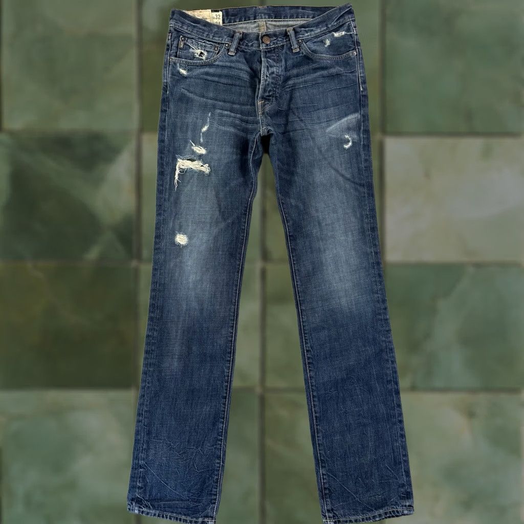 Abercrombie & Fitch Abercrombie & Fitch Jeans Mens 32x34 Blue Straight Distressed 5-Pocket Denim Button Fly Vintage Y2K Distressed Regular Mens Blue Jeans Size US 32 / EU 48 - 1 Thumbnail