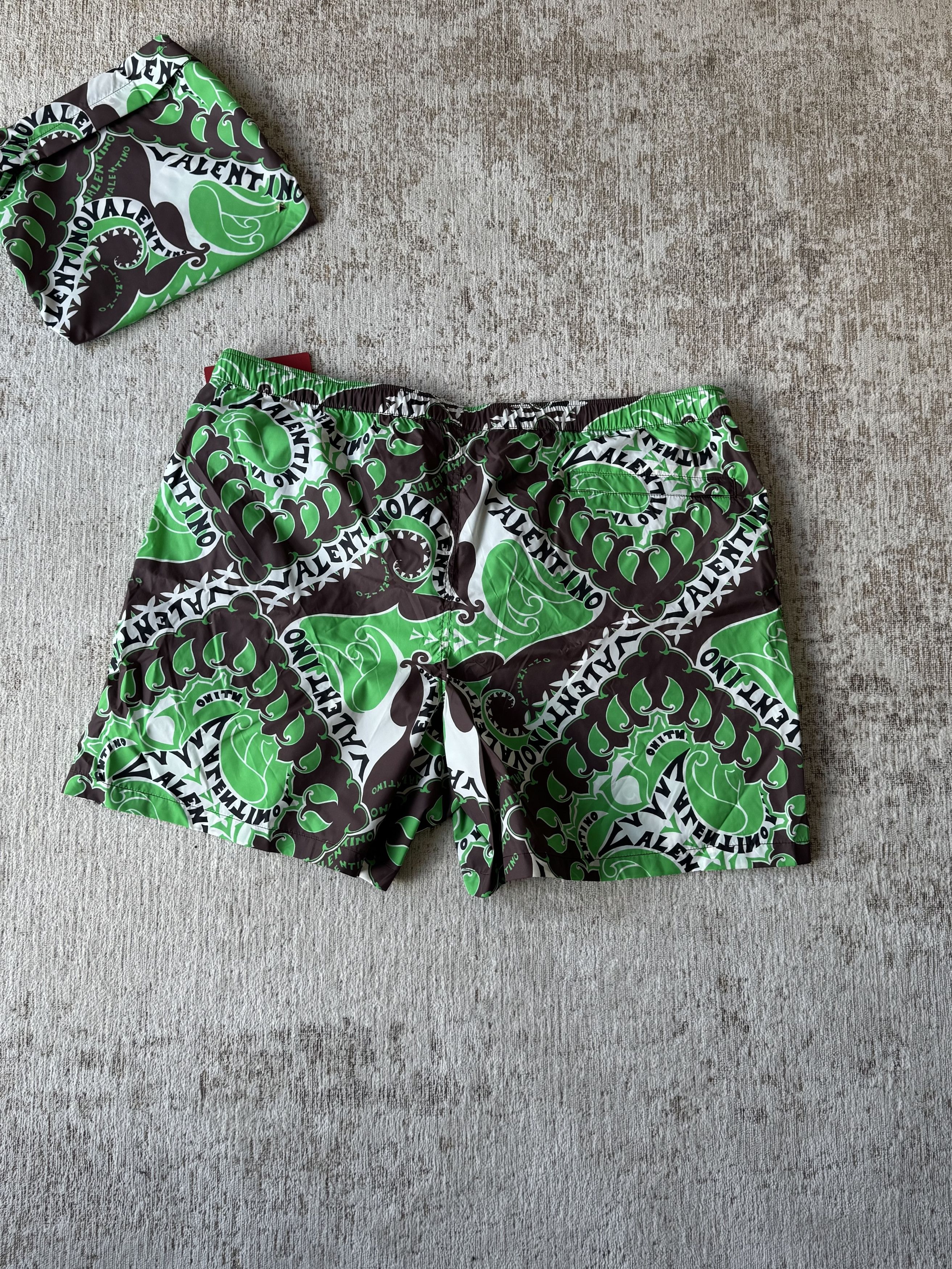 Valentino Valentino Shorts | size 52 Size US 36 / EU 52 - 3 Thumbnail