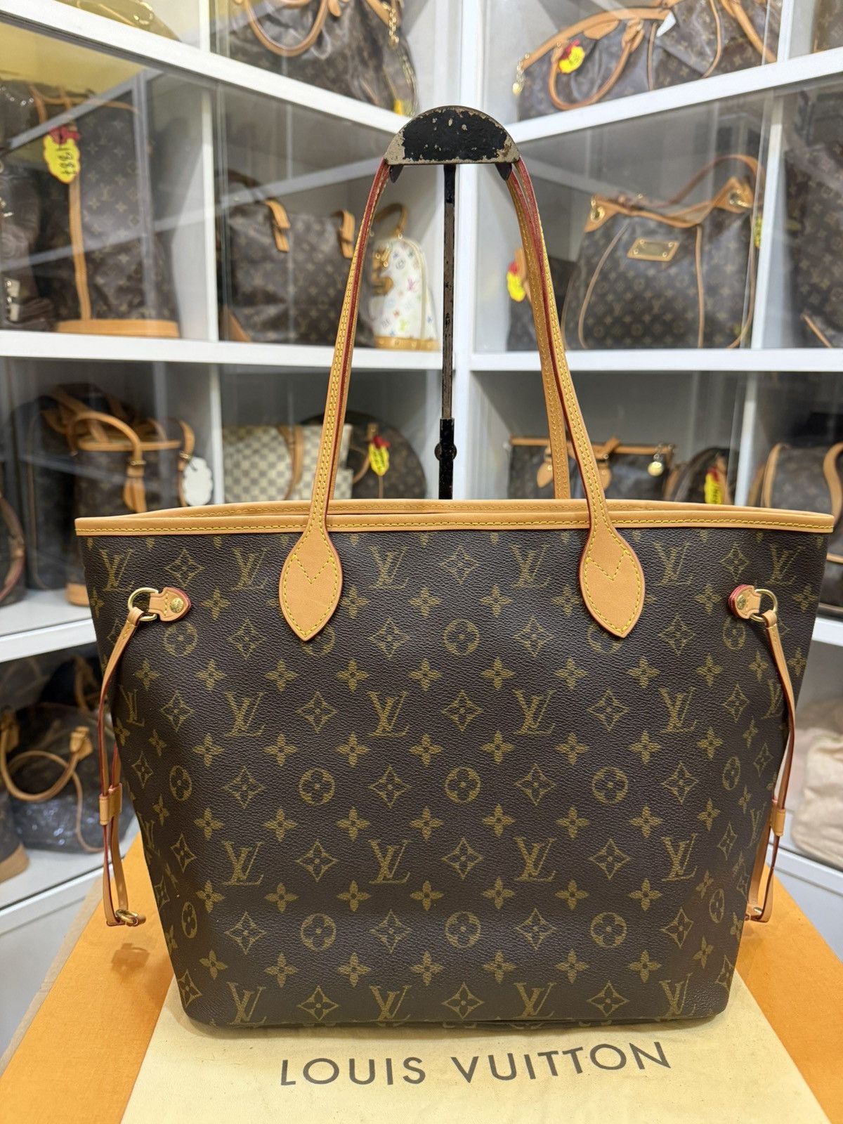 Louis Vuitton Neverfull Mm - 2131 Size ONE SIZE - 3 Thumbnail