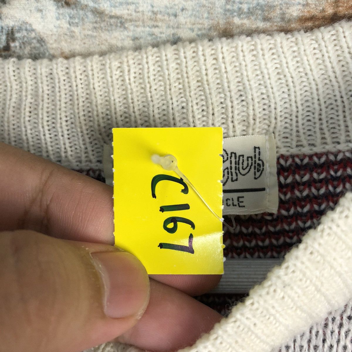 Vintage DLL City Guy Club cartoon japan vintage Grey Knitwear #C167 Size US M / EU 48-50 / 2 - 9 Thumbnail