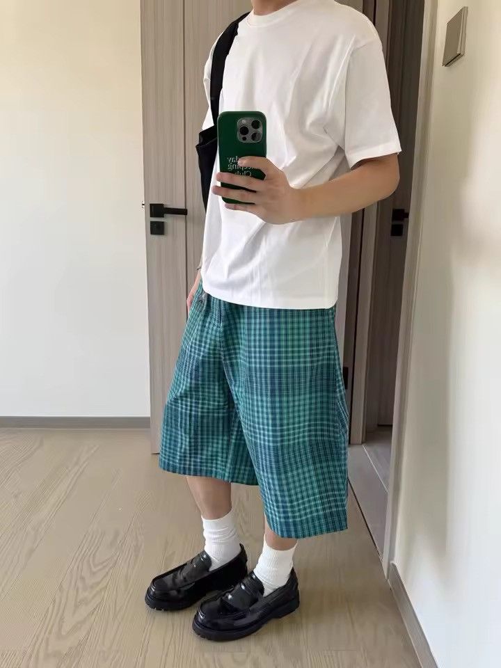 Japanese Brand Checkered Plaid Retro Style Loose Shorts Size US 30 / EU 46 - 1 Thumbnail