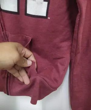 Forever 21 VINTAGE STYLE Harvard University Zip Hoodie Maroon 36 Size US S / EU 44-46 / 1 - 11 Thumbnail