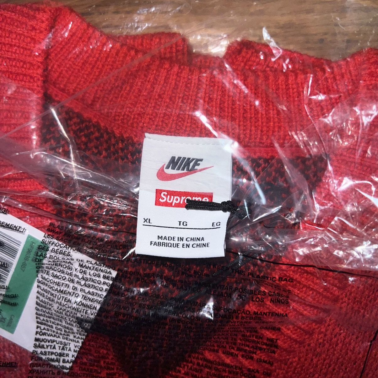 Nike × Supreme Supreme Nike Sweater Vest Red Size: XL Size US XL / EU 56 / 4 - 5 Thumbnail