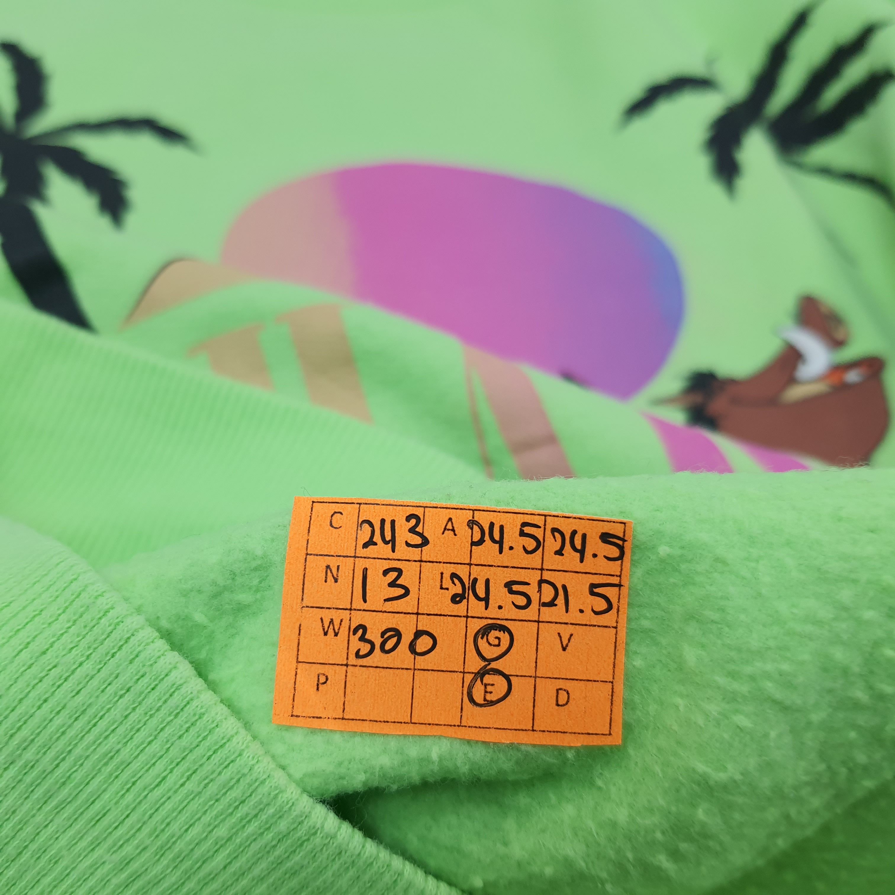 Disney Vintage Disney Hakuna Matata Cartoon Sweatshirt C243N13 Size US M / EU 48-50 / 2 - 7 Thumbnail
