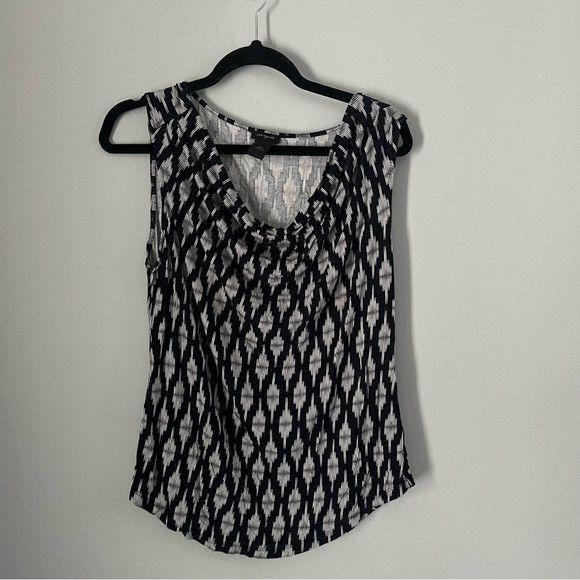 Ann Taylor Ann Taylor Cowl Neck blue and white diamond design size M Size M / US 6-8 / IT 42-44 - 1 Thumbnail