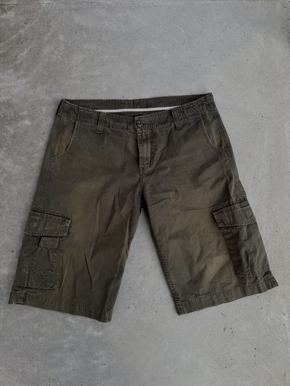 Carhartt × Carhartt Wip × Vintage Vintage washed Carhartt Bermuda Shorts Tactical Pants Size US 32 / EU 48 - 3 Thumbnail