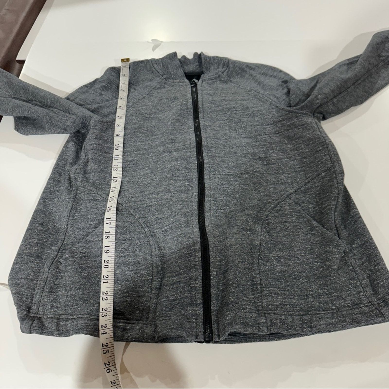 Lululemon Lululemon Pleat To Street Bomber Jacket Sz 6 Size M / US 6-8 / IT 42-44 - 9 Thumbnail