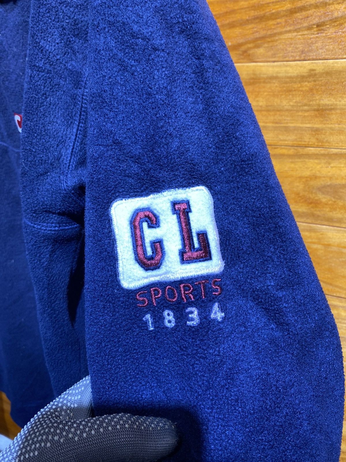 Vintage Vintage CHLANDLAKE Sports Fleece Pullover Navy Blue – 90s Size US XL / EU 56 / 4 - 7 Thumbnail