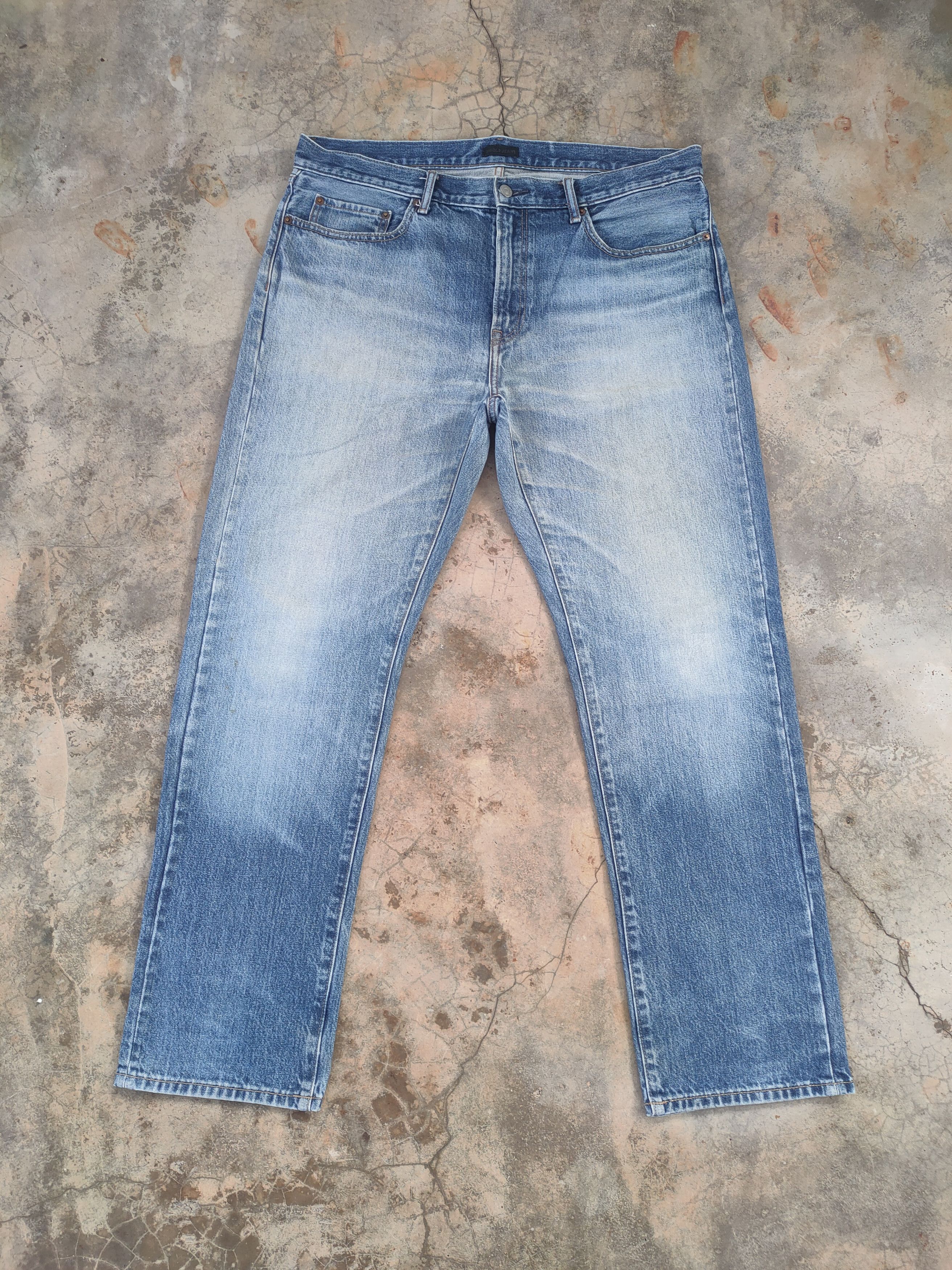 Japanese Brand VINTAGE JAPANESE FADED BLUE JEANS DENIM PANTS Size US 37 - 1 Thumbnail