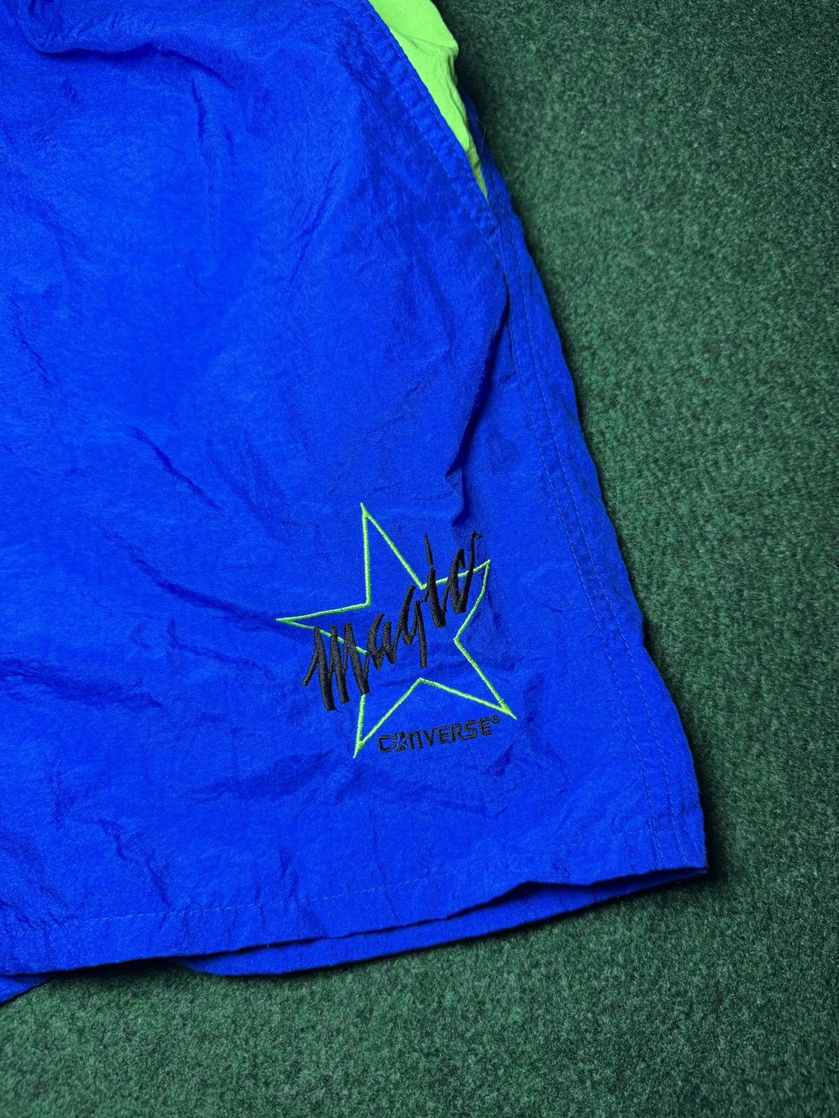 Converse Vintage 80s 90s Converse Magic Johnson Nylon Retro Shorts Size US 34 / EU 50 - 2 Thumbnail