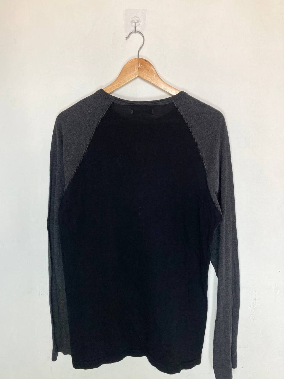 John Varvatos John Varvatos Raglan Long Sleeves Size US M / EU 48-50 / 2 - 2 Thumbnail