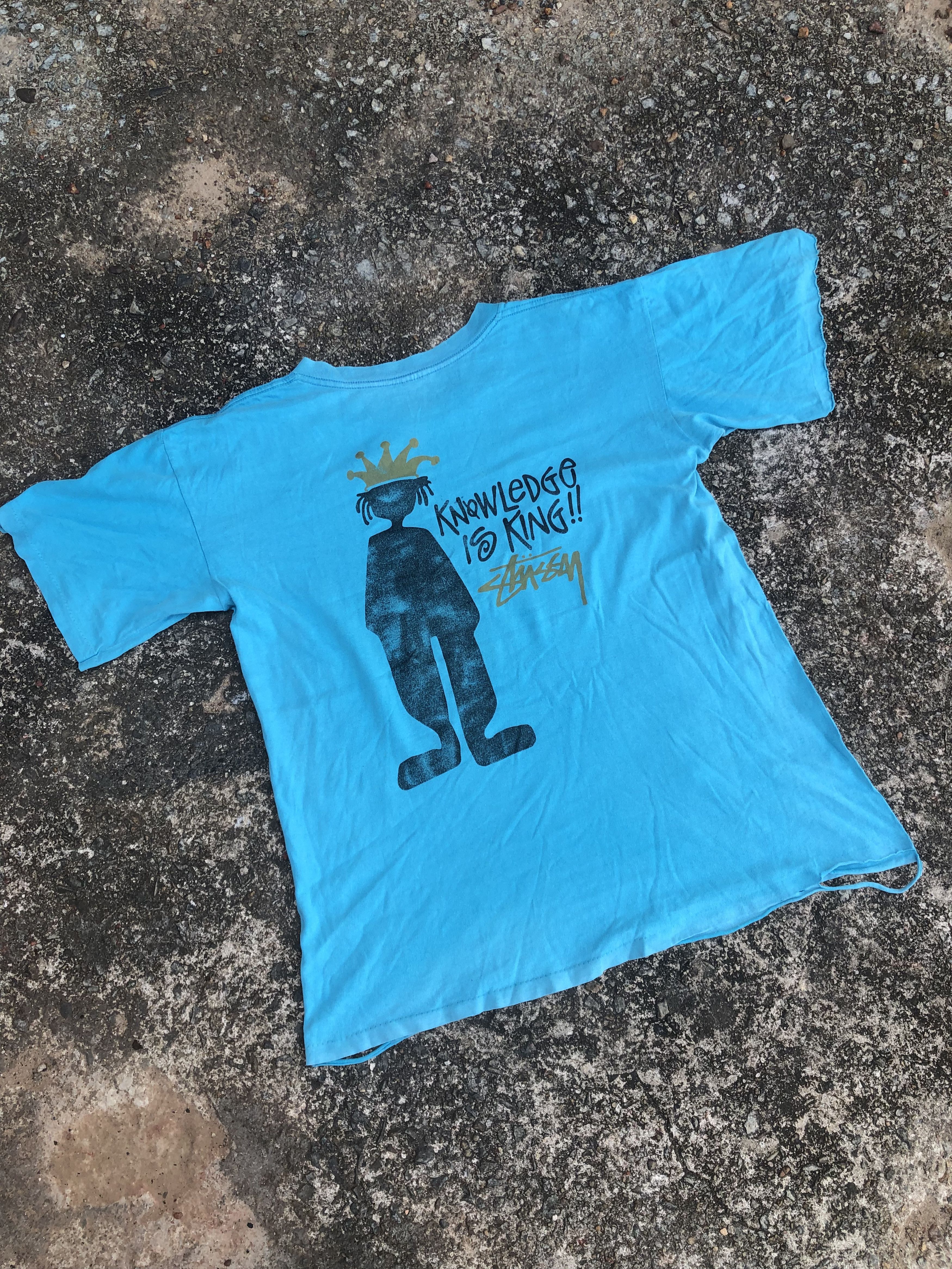 Vintage 🔥Vtg 90s OG STUSSY 'Knowledge is King' T-Shirt Distressed Size US XL / EU 56 / 4 - 2 Thumbnail