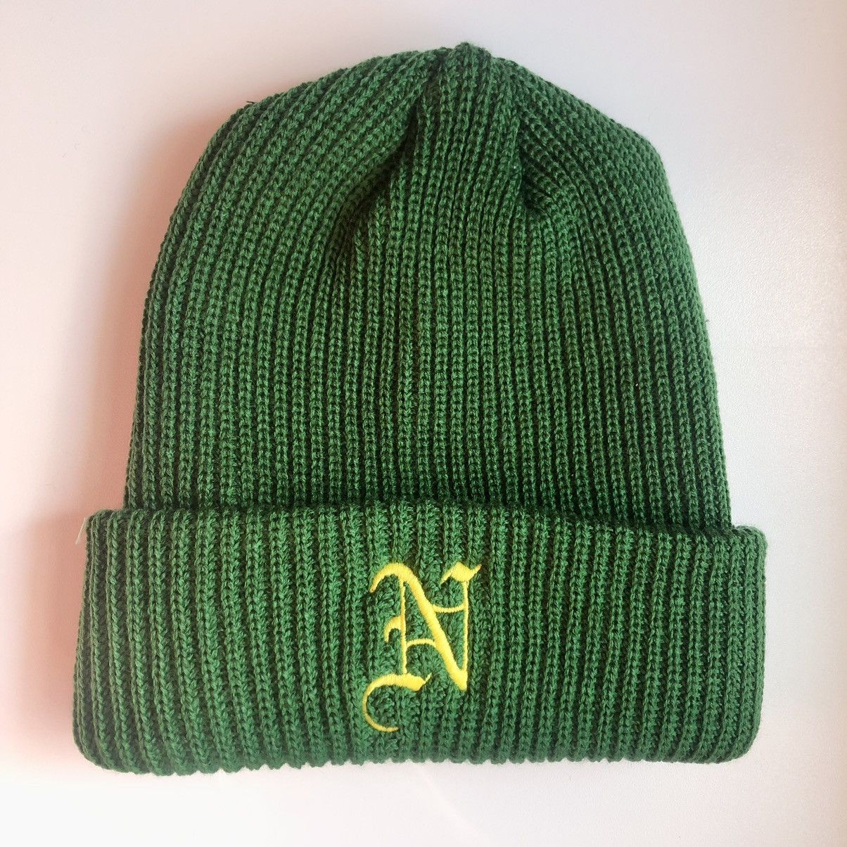 Roses Beanie NOAH ニット帽 NOAH Gothic Beanie Noah - Rose Logo Beanie (Dark Brown) – eluXive