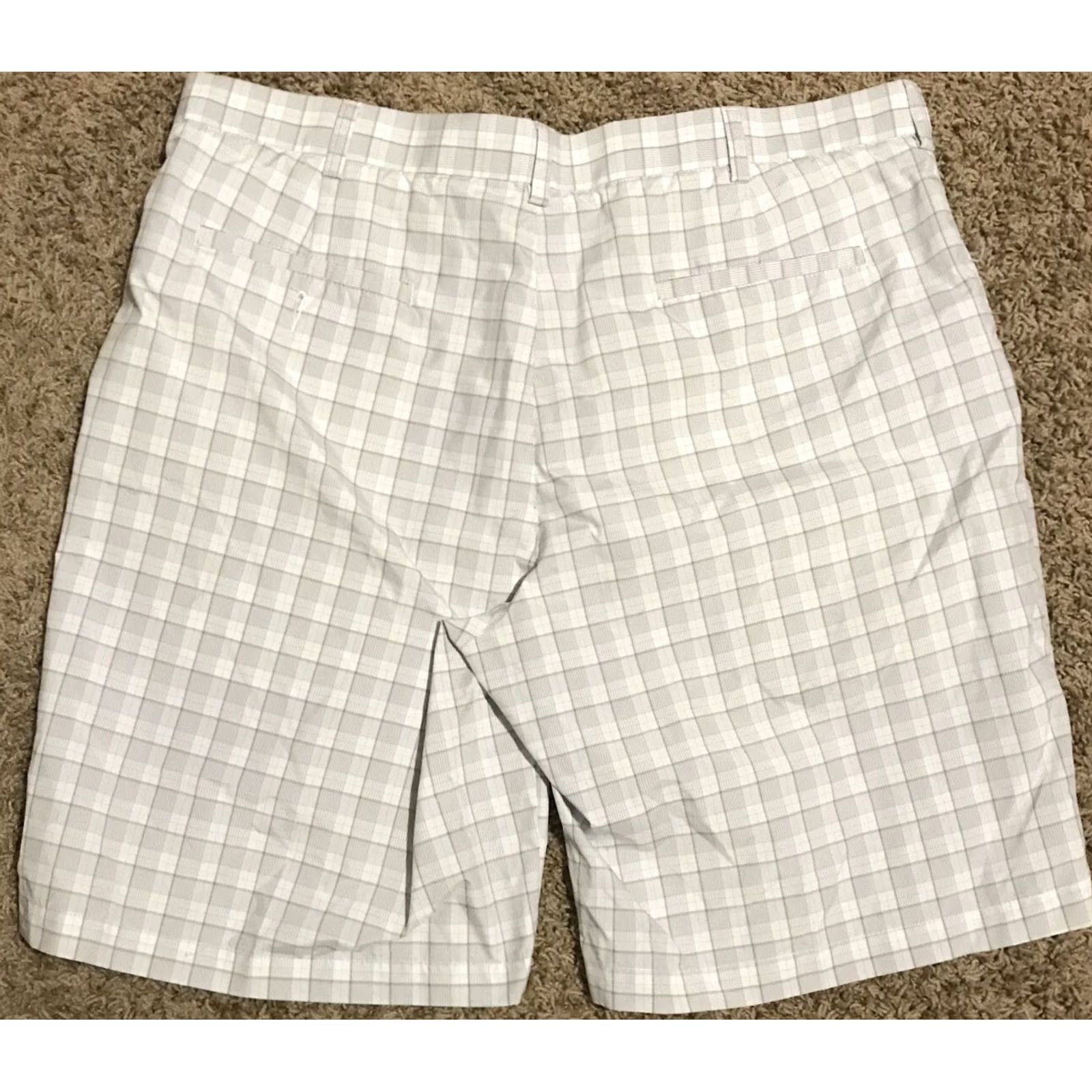 PGA Tour PGA TOUR Shorts Men Flat Front Plaid Lightweight Polyester Casual 38 Multicolor Golf Chino Inseam 10 in"} Size US 38 / EU 54 - 2 Thumbnail