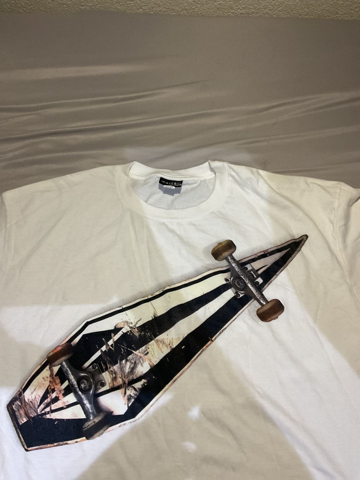 Volcom Vintage Y2K Oversize XL Longboard Print Skate Tee Size US XL / EU 56 / 4 - 1 Thumbnail