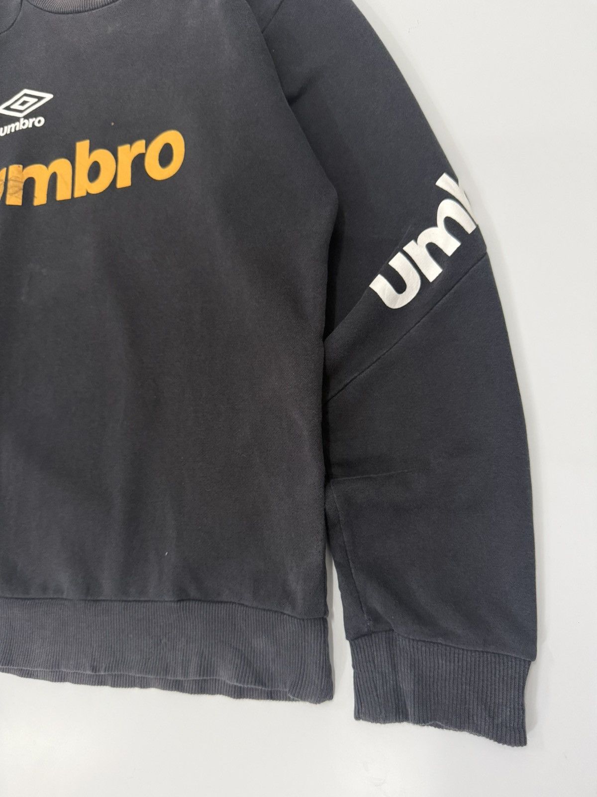 Umbro 🔥 Y2K UMBRO Distressed Faded Sweatshirt Size US S / EU 44-46 / 1 - 2 Thumbnail
