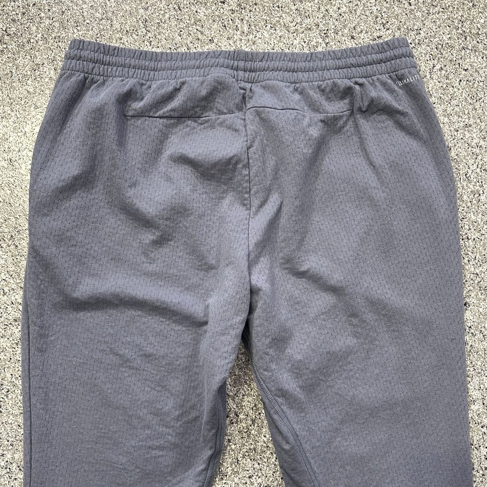 Adidas Adidas Pants Mens XL Grey Athletic Jogger Tapered Leg Size US 36 / EU 52 - 5 Thumbnail