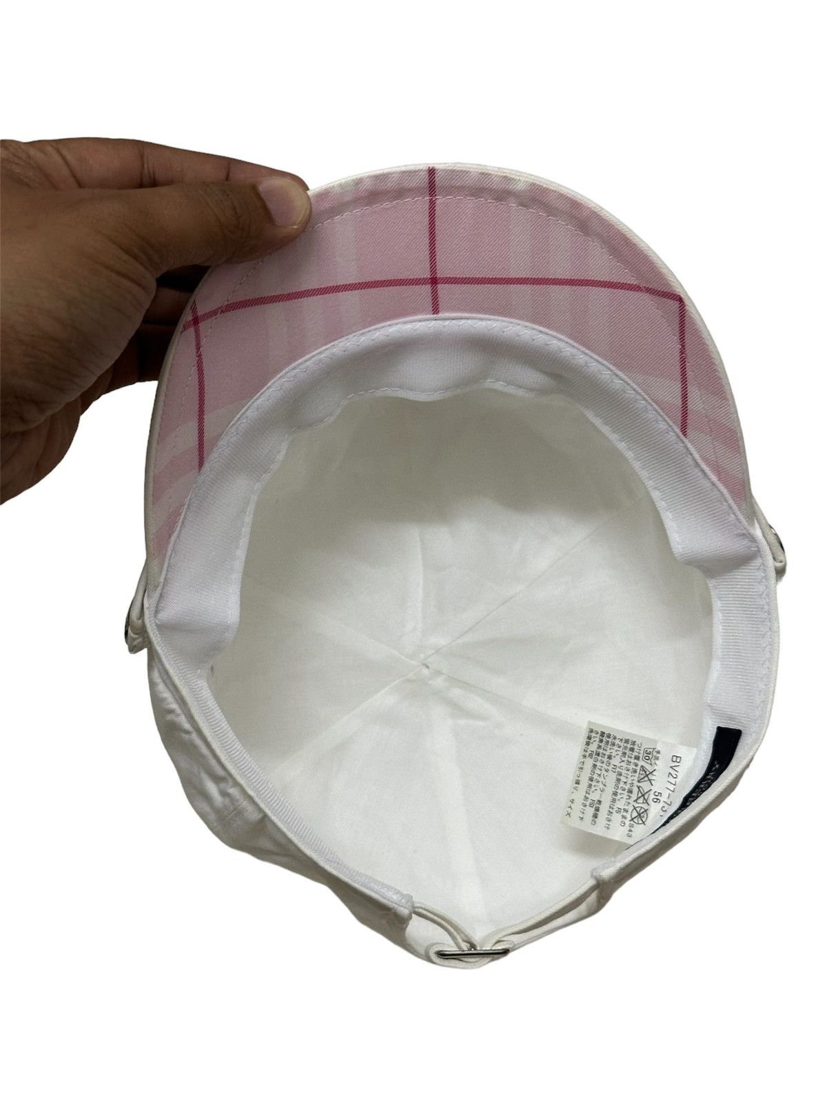 Burberry Burberry London Hat Size ONE SIZE - 8 Thumbnail