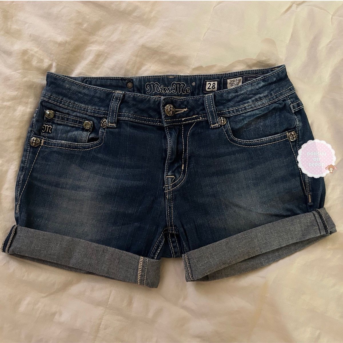 Miss Me 2000s vintage Miss Me shorts Fleur de Lis Size 28" / US 6 / IT 42 - 3 Thumbnail