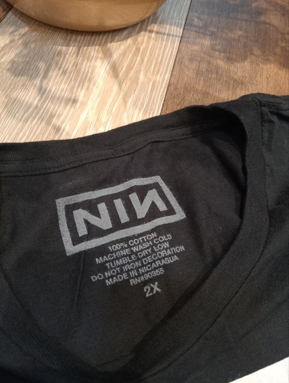 Band Tees NINE INCH NAILS NIN TSHIRT Size US XL / EU 56 / 4 - 5 Thumbnail