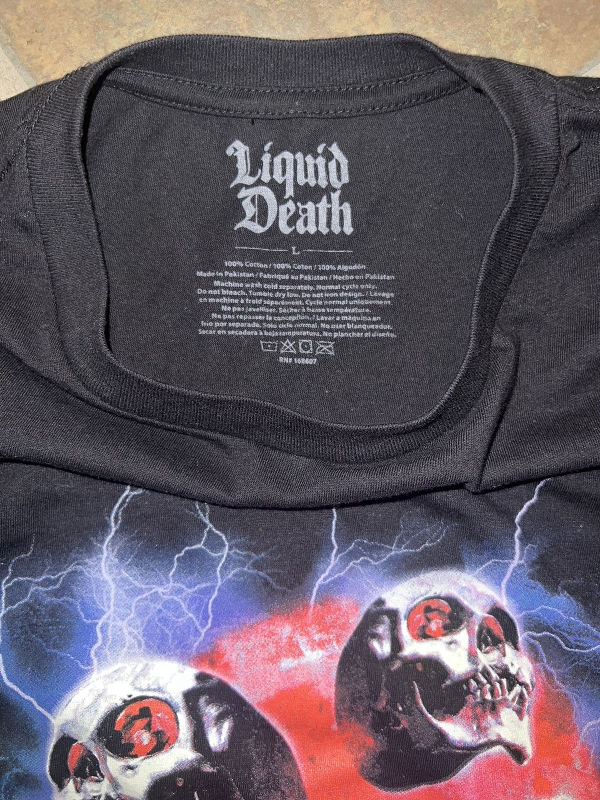 Other LIQUID DEATH LIGHTNING SKULLS T-SHIRT Size US L / EU 52-54 / 3 - 13 Thumbnail