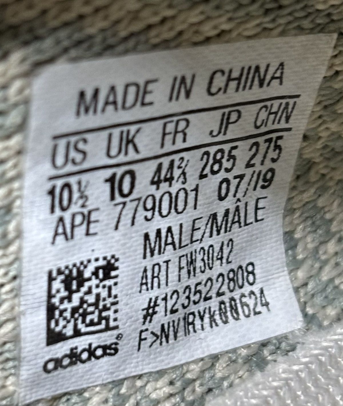Adidas Adidas Yeezy Boost 350 Citrin Non-Reflective 2019 Size 10.5 Size US 10.5 / EU 43-44 - 6 Thumbnail