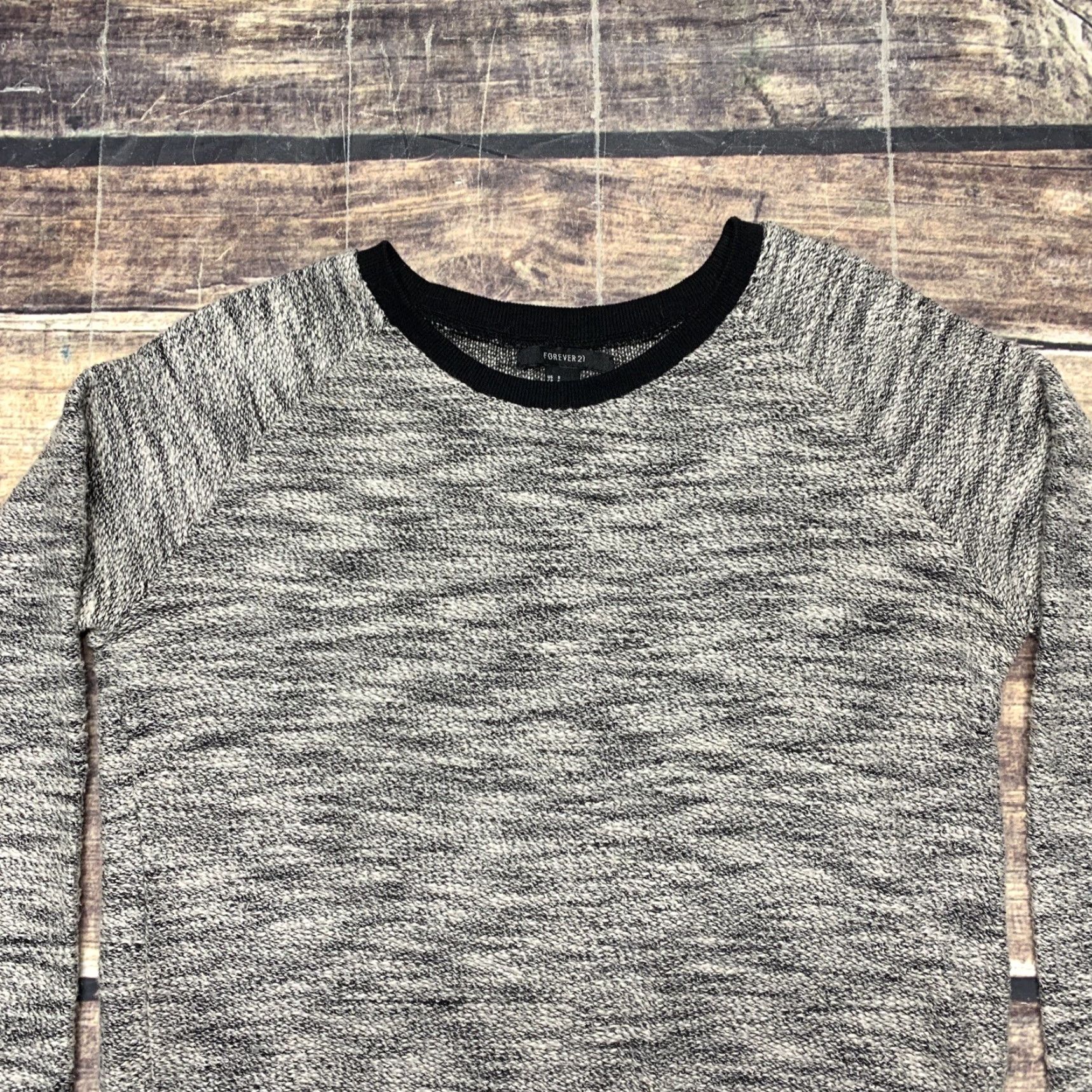 Forever 21 FOREVER 21 Sweater Pullover Size Small Black White Gray Casual Lightweight Size S / US 4 / IT 40 - 3 Thumbnail