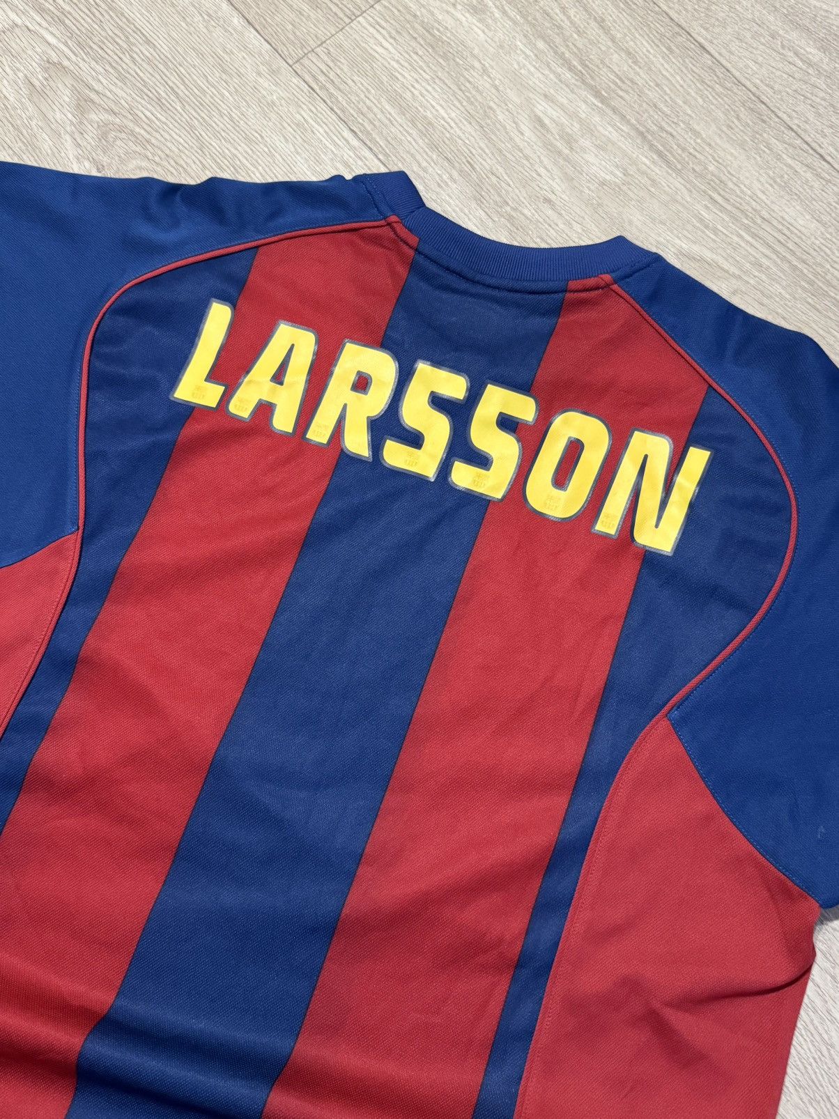 Nike 🔷Vintage Nike FC Barcelona 2002/03 Larsson Soccer jersey🔷 Size US M / EU 48-50 / 2 - 6 Thumbnail