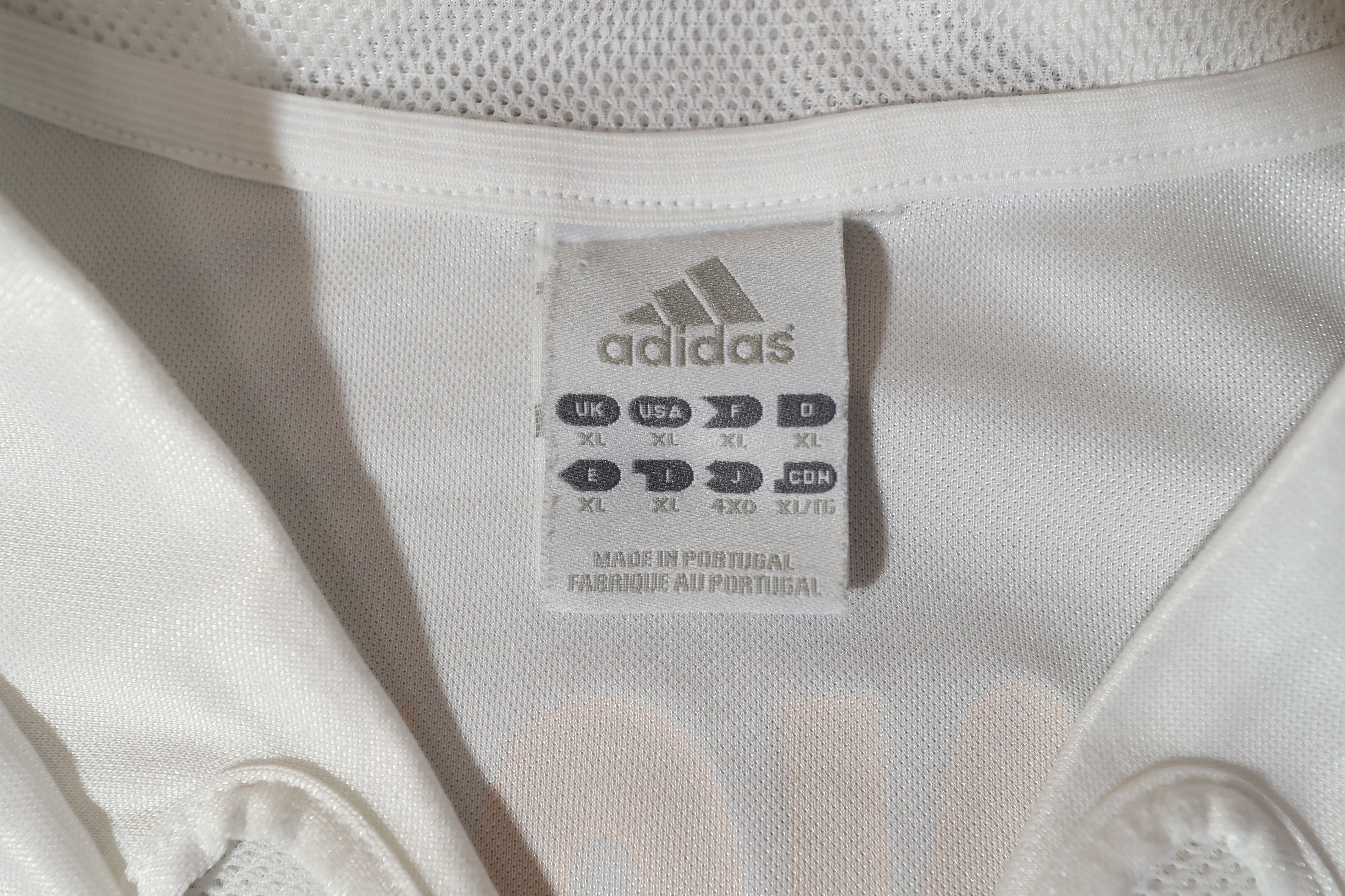 Adidas 2003-04 Real Madrid Home Shirt Ronaldo #9 (XL) Size US XL / EU 56 / 4 - 9 Thumbnail