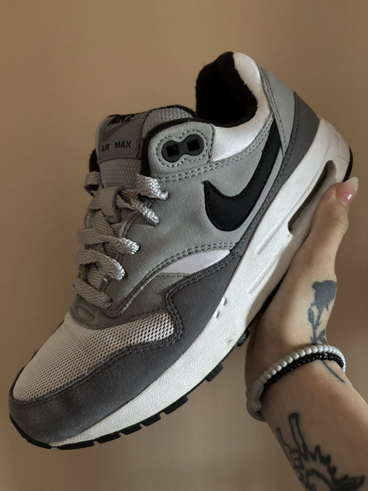 Nike Nike Air Max 1 GS 'Wolf Grey Gunsmoke' Size US 5.5 / EU 38 - 1 Thumbnail