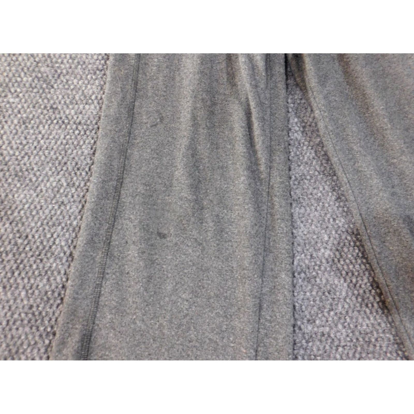 Adidas adidas Sweatshirt Men Medium Gray Logo Active Stretch Performance Climawarm Shirt Pants Logo Fit Regular Mens Size US M / EU 48-50 / 2 - 2 Thumbnail