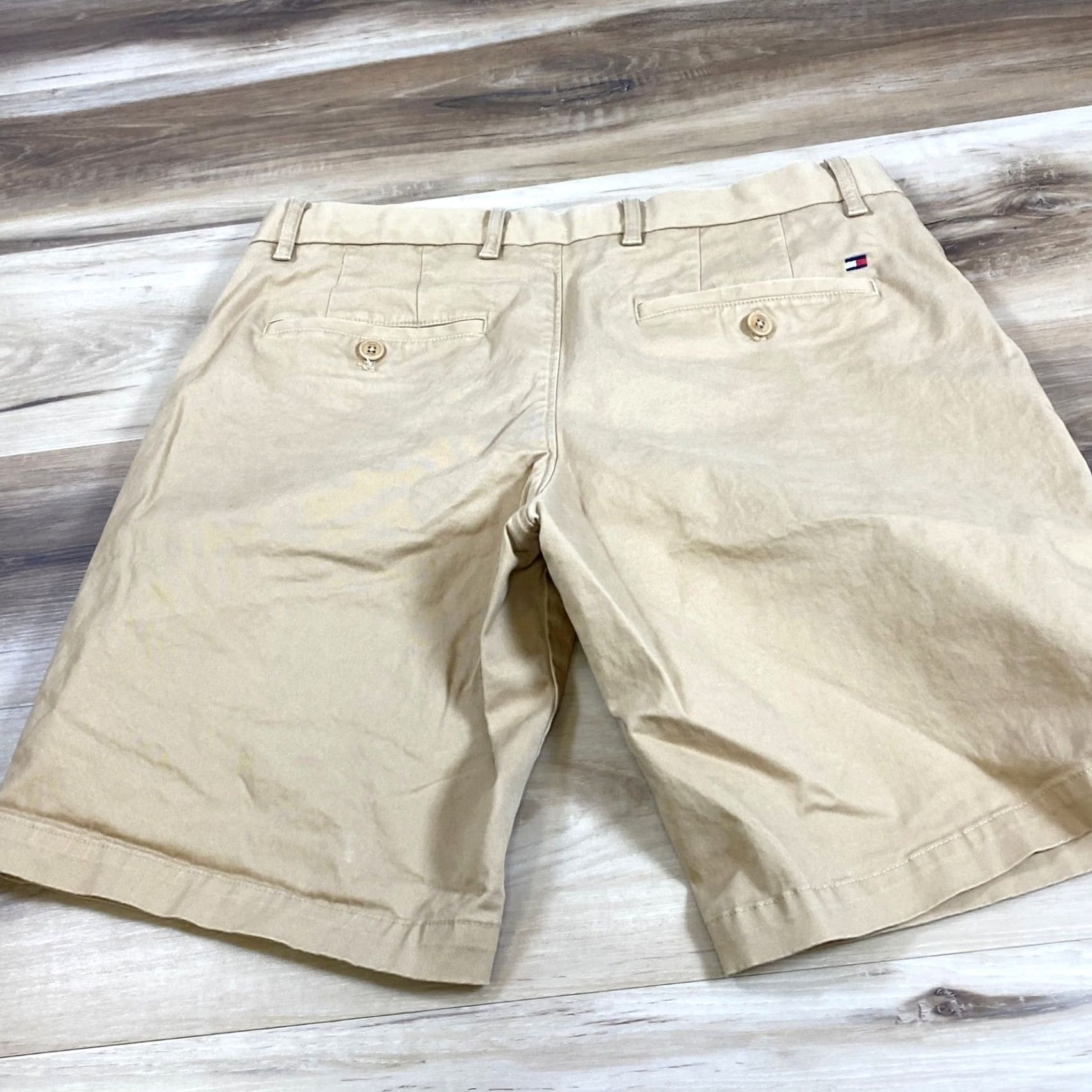 Tommy Hilfiger Tommy Hilfiger Mens 32 Khaki Tan Chino Shorts Stretch Cotton Flat Front 9" Beige Nautical Casual Authentics Mens Size US 32 / EU 48 - 6 Thumbnail